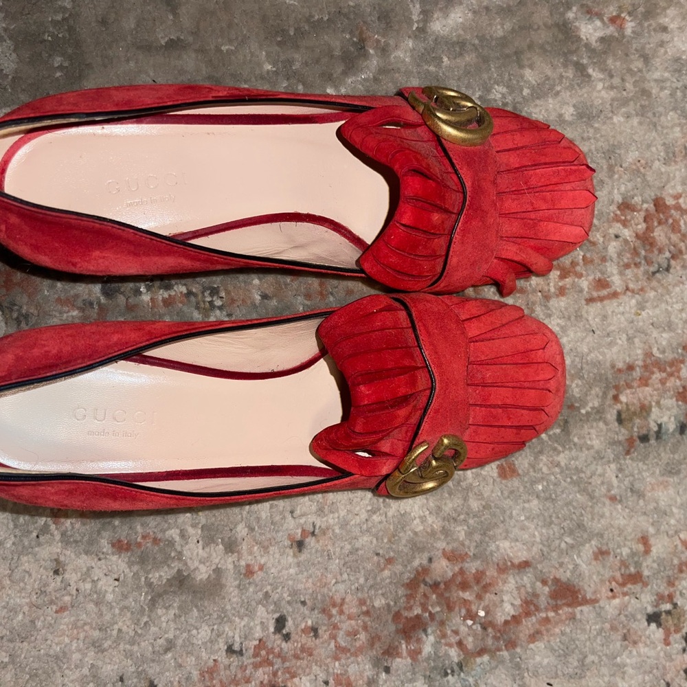 Gucci Suede GG Marmont Fringe Flats in red